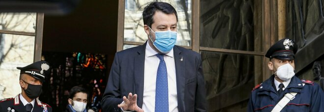 Salvini, governo: «Rimpasto? Alcuni ministri non brillano ma non è momento di critiche»