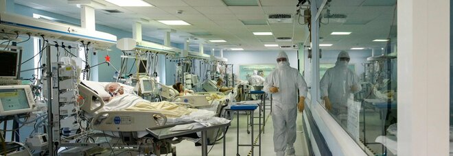Covid Lazio, terapie intensive sature: è emergenza anestesisti