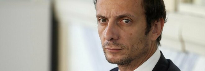 Fedriga minacciato dai No vax, il presidente della Regione Friuli sotto scorta: «Spero finisca presto, per la mia famiglia»