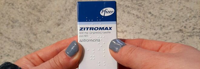 Zitromax, Cricelli: «Antibiotico introvabile a causa di un errore. L'azitromicina non va assunta contro il Covid»