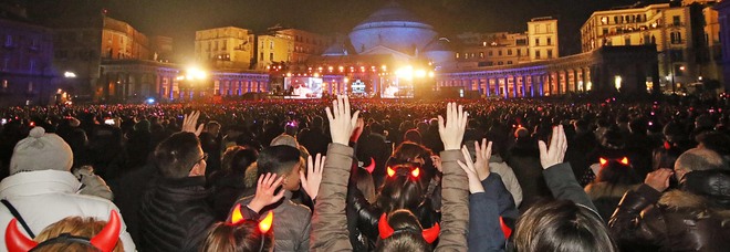 Covid a Napoli, De Luca e Manfredi divisi sulla festa: a rischio il Capodanno in piazza