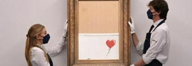 Banksy, comprato all'asta per 22 milioni di sterline l'opera "Semidistrutto": è record