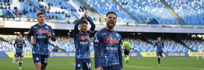 Napoli-Salernitana 4-1: tutto facile e gli azzurri si avvicinano alla vetta