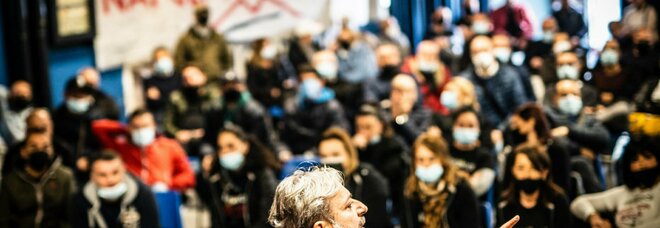 Whirlpool, assemblea a Napoli: la mobilitazione per il lavoro continua