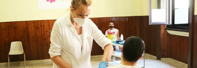 Covid a Caserta, porte aperte: vaccini senza più prenotazioni