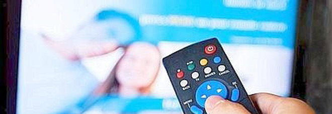 Finanziaria, switch-off in arrivo per il digitale terrestre: 9 tv su 10 da cambiare entro il 2022