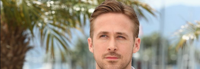 «Come hanno fatto a rendere non sexy Ryan Gosling?»: la prima foto dell'attore in versione Ken delude le fan