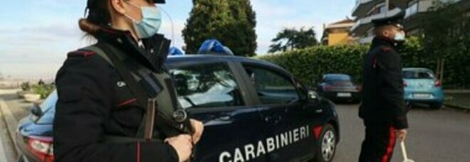 In giro in scooter nonostante fosse ai domiciliari: arrestato 18enne a Ponticelli