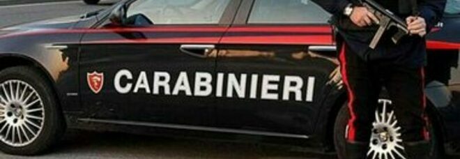 Rifiuta l'alcoltest e aggredisce carabinieri: arrestato 57enne di Salerno