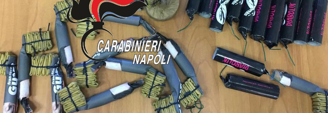 Capodanno a luglio, 38 «bombe» sequestrate dai carabinieri a Torre del Greco