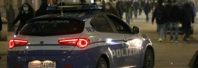 Napoli, sorpreso a rubare auto: 40enne arrestato dalla polizia
