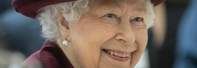 Regina rifiuta un premio dedicato agli anziani: «Vecchio è soltanto chi si sente di esserlo»