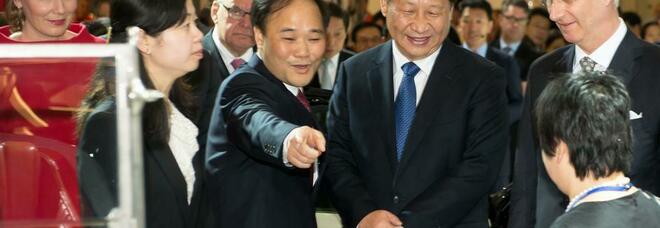 L'imprenditore geniale e visinario Li Shufu con il presidente cinese Xi Jinping