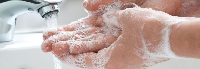 Coronavirus, Oms: lavarsi le mani salva la vita, soprattutto nella Fase 2