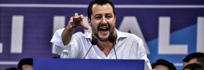 Migranti, Salvini: «Rispetto Papa Francesco, ma c'è un Islam incompatibile con i diritti delle donne»