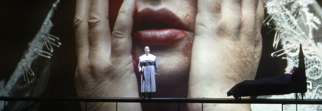Marina Abramovic è Maria Callas, storia d'amore e di morte al Teatro San Carlo di Napoli