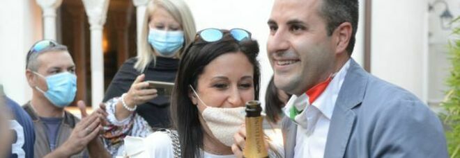Luca Giampieri festeggia dopo la vittoria