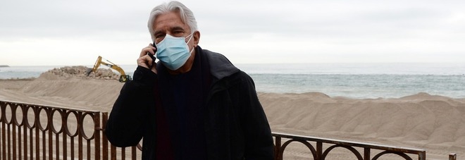 Covid a Salerno, il sindaco Napoli in quarantena: collaboratore positivo