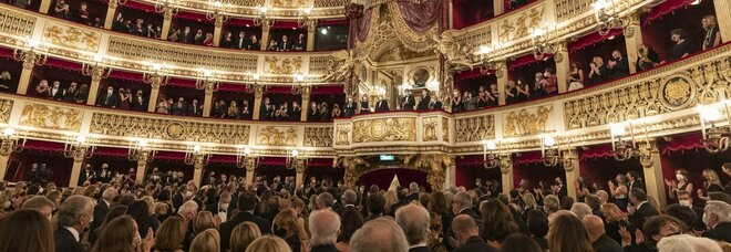 Emergenza Covid, rinviata la prima di Lucia di Lammermoor al San Carlo: come cambiare la data dei biglietti