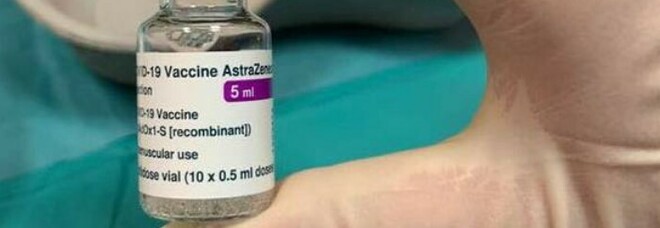 AstraZeneca, scoperto il "difetto" del vaccino inglese: casi di coaguli nel sangue in soggetti sani