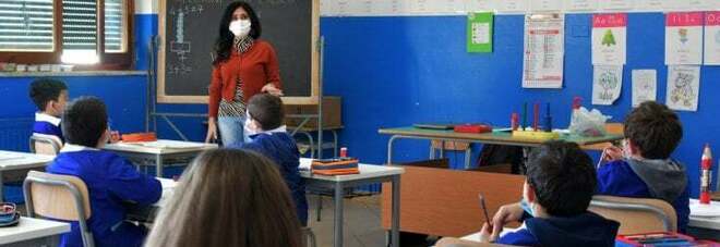 Scuola, rientro in classe a metà: il Tar decide sulla Dad in Campania