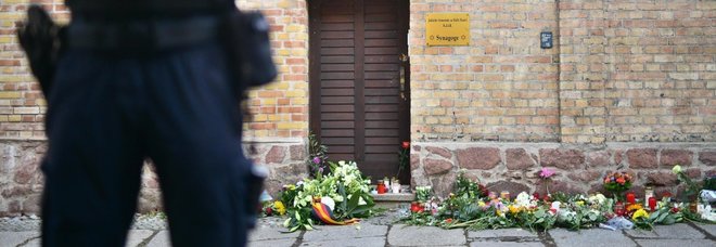 Halle, online il manifesto del killer: realizzato il primo ottobre, preannunciava la strage