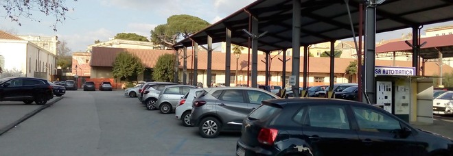 Da parcheggio scaduto ad abusivo: a Caserta nessuno a sorvegliare