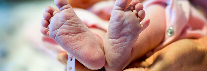Un bambino nasce 132 giorni prima del previsto e entra nel Guinness dei primati