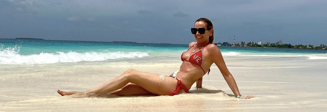 Relax stellare per Federica Panicucci che ha scelto le Maladive per trascorrere le vacanze