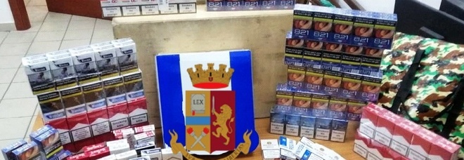Napoli, alto impatto a Secondigliano: 44enne denunciato per contrabbando di sigarette, sequestrata officina abusiva