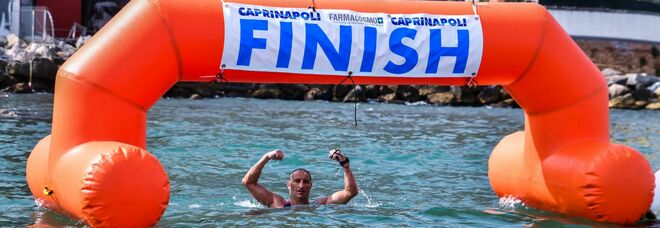 Nuoto di fondo, trionfano gli spagnoli nella seconda prova della Capri-Napoli