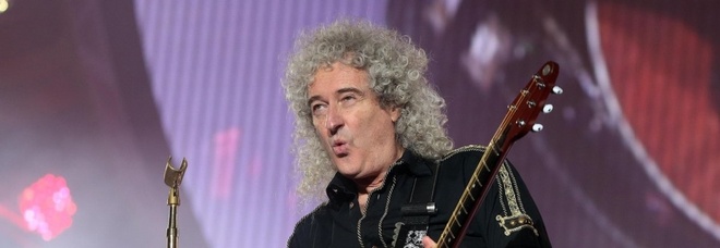 Brian May, il chitarrista dei Queen malato di Covid si scaglia contro i no-vax: «Guardate la realtà»