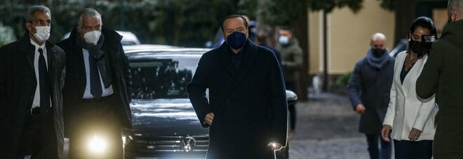 Berlusconi ha già il piano B: solo Draghi al posto mio