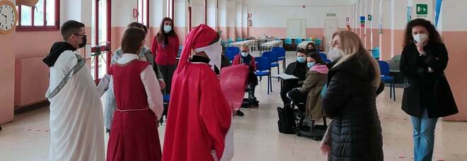 Napoli, all'istituto scolastico 46 Scialoja-Cortese laboratori per ragazzi durante le feste