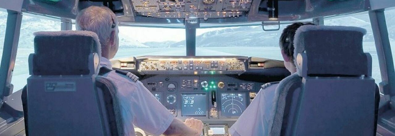 Incidenti aerei, quattro piloti su 10 ammettono di dormire in volo: sotto accusa l eccessivo carico di lavoro