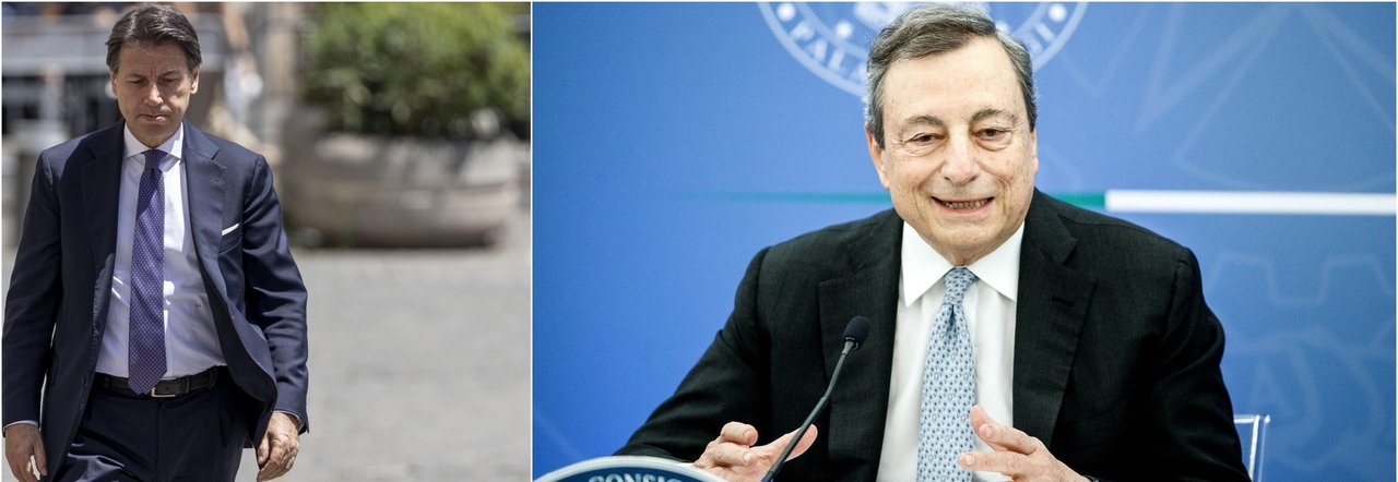 Draghi, mano tesa a Grillo: mossa sul salario minimo per ottenere la fiducia M5S