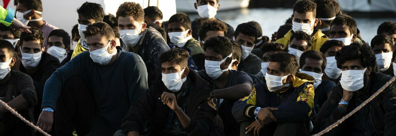 Migranti, Piantedosi: «Accoglienza, ma basta ingressi illegali». La Ue: «Aiutiamo l Italia»