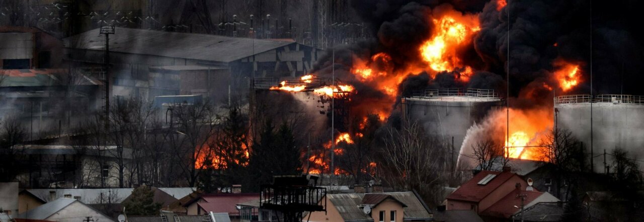 Ucraina diretta, nuovi raid su Leopoli. Il sindaco di Chernihiv: «Città distrutta». Biden: Putin dittatore