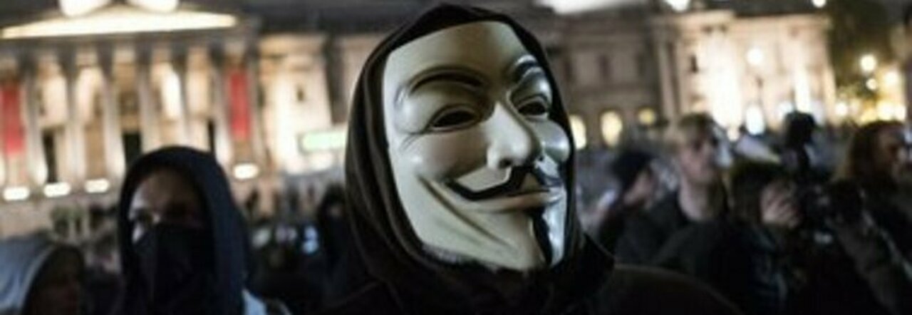 Anonymous: chi è il collettivo hacker che ha dichiarato cyber war a Mosca?  - Il Mattino.it