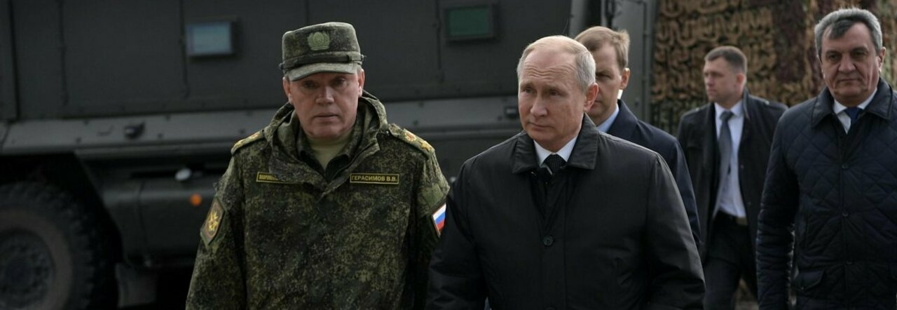 Putin, parenti preoccupati per la sua salute? «Attacchi di tosse e nausea: ha già perso 8 chili»